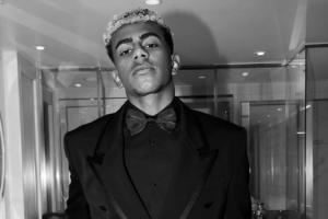 又帅又能打😎亚马尔：在巴萨和西班牙队，最有型、最酷的人是我